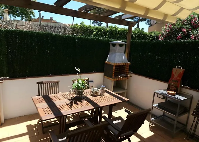 Casa Roja Castell D´Aro